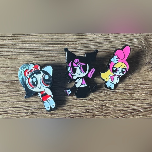 Sanrio POWER PUFF GIRLS-NWT 3 Metal Pin Bundle - Picture 8 of 8